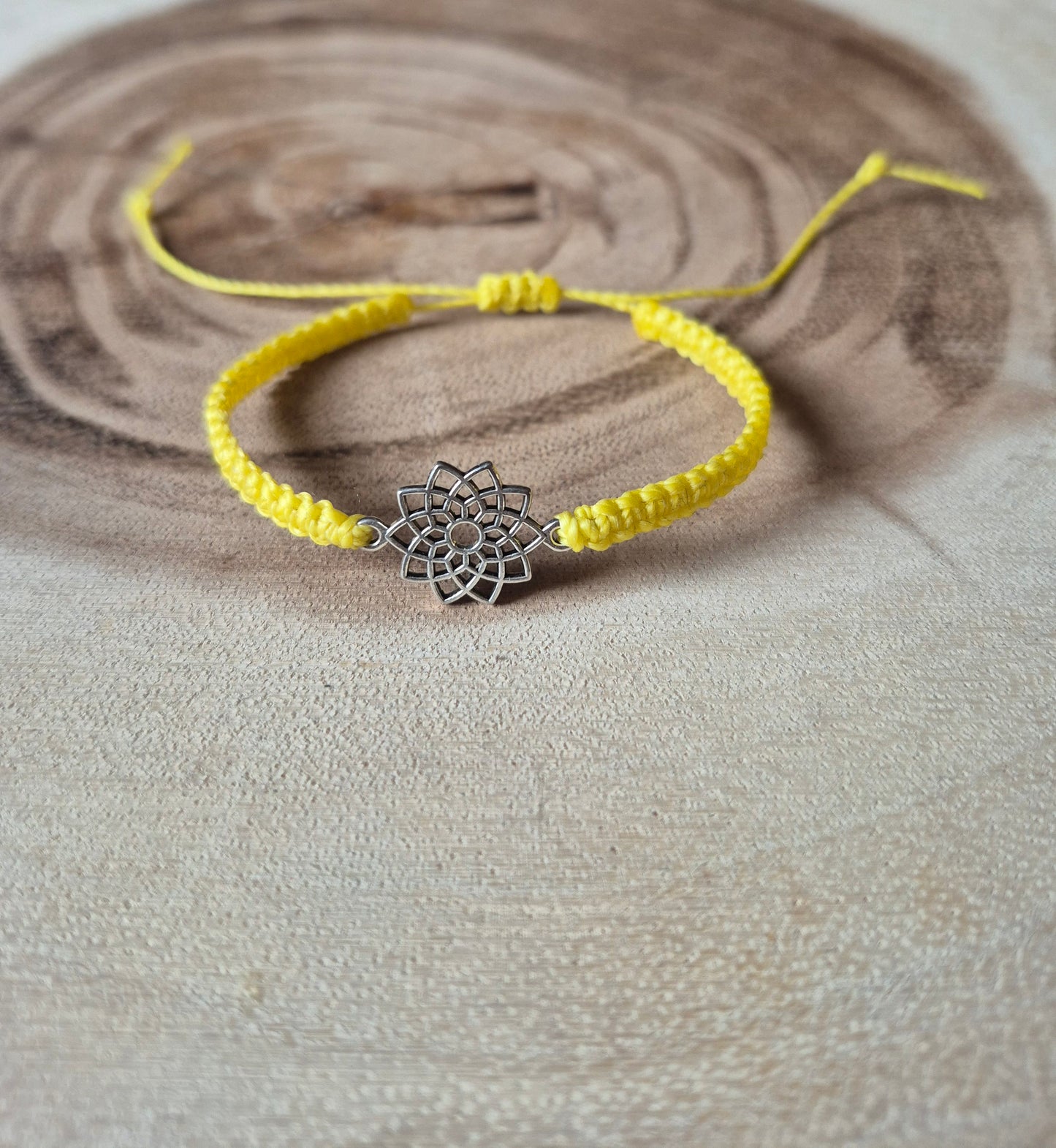 Armband in gelb mit Mandala