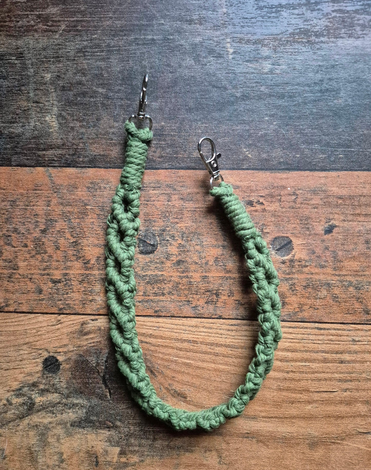 Handykette in olive