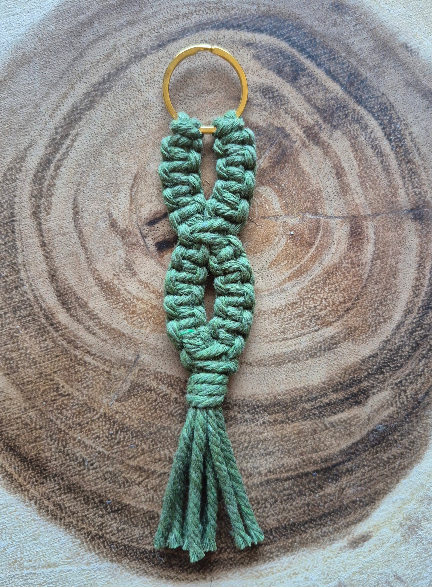 Schlüsselanhänger in olive