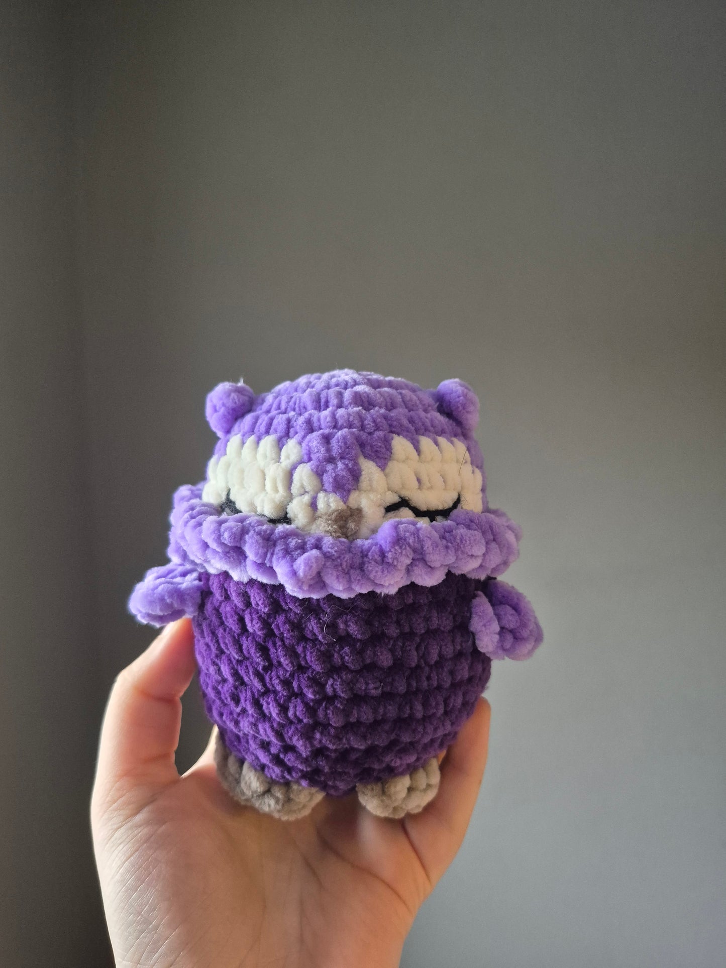 Eule in lavendel und lila