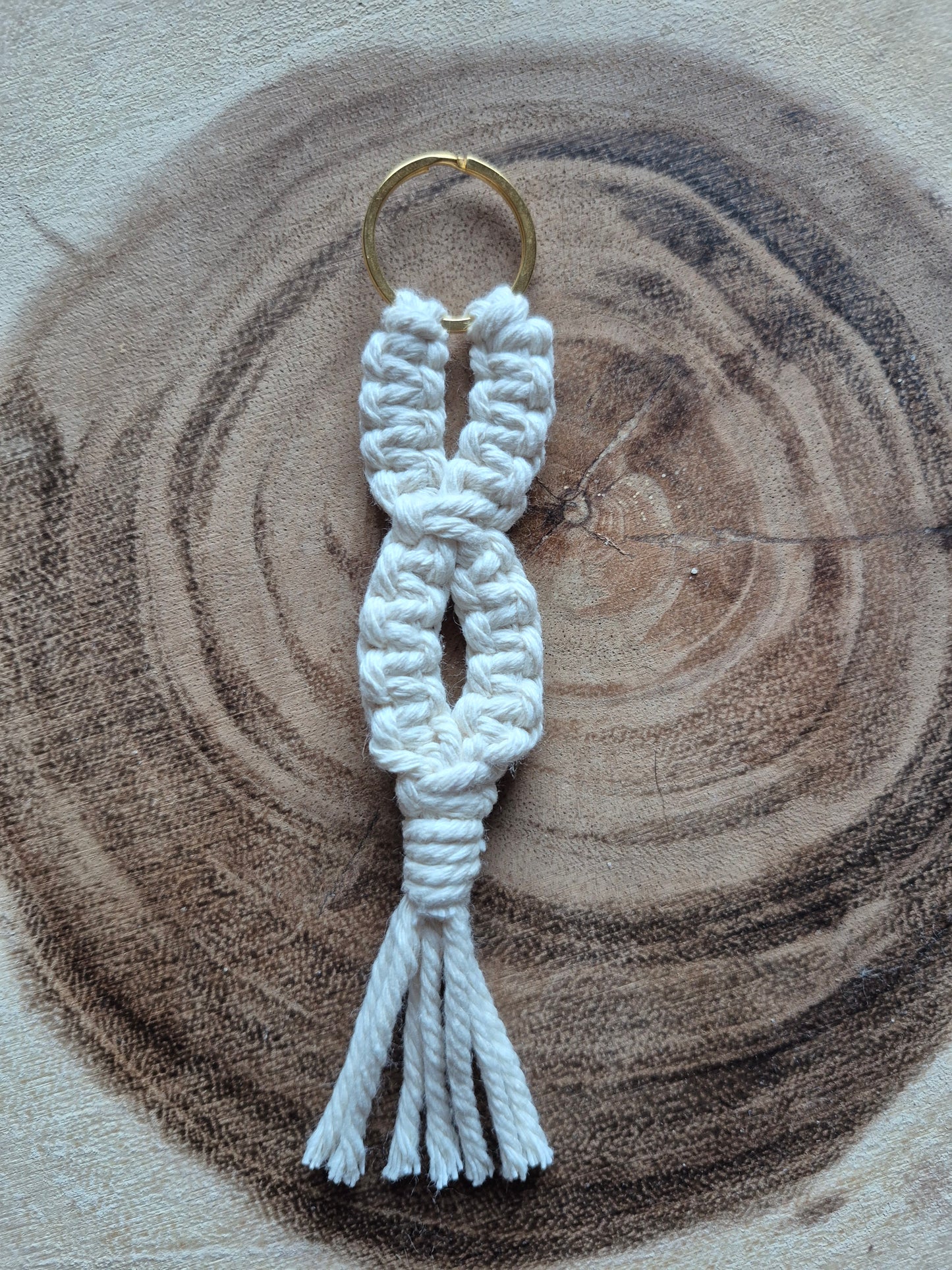 Schlüsselanhänger in beige