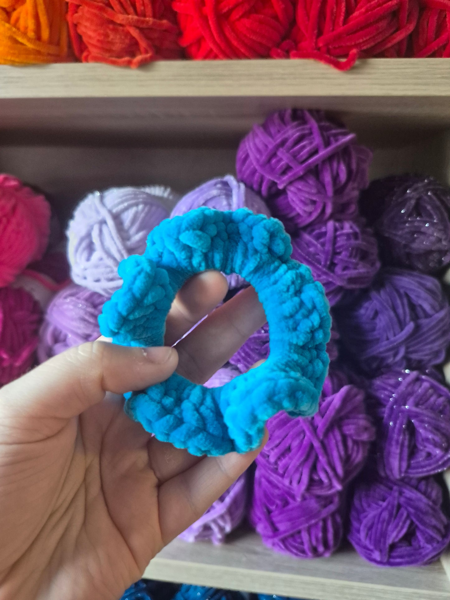 Scrunchies – weich, voluminös & schonend zum Haar