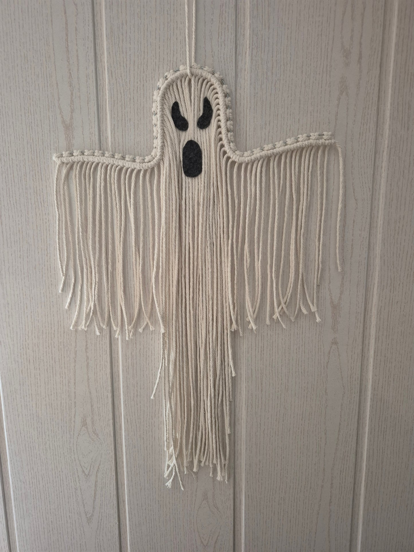 Makramee Gespenst in beige