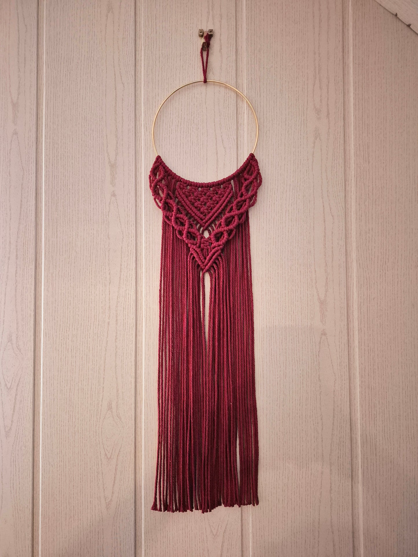 Traumfänger Wanddeko in rot und gold